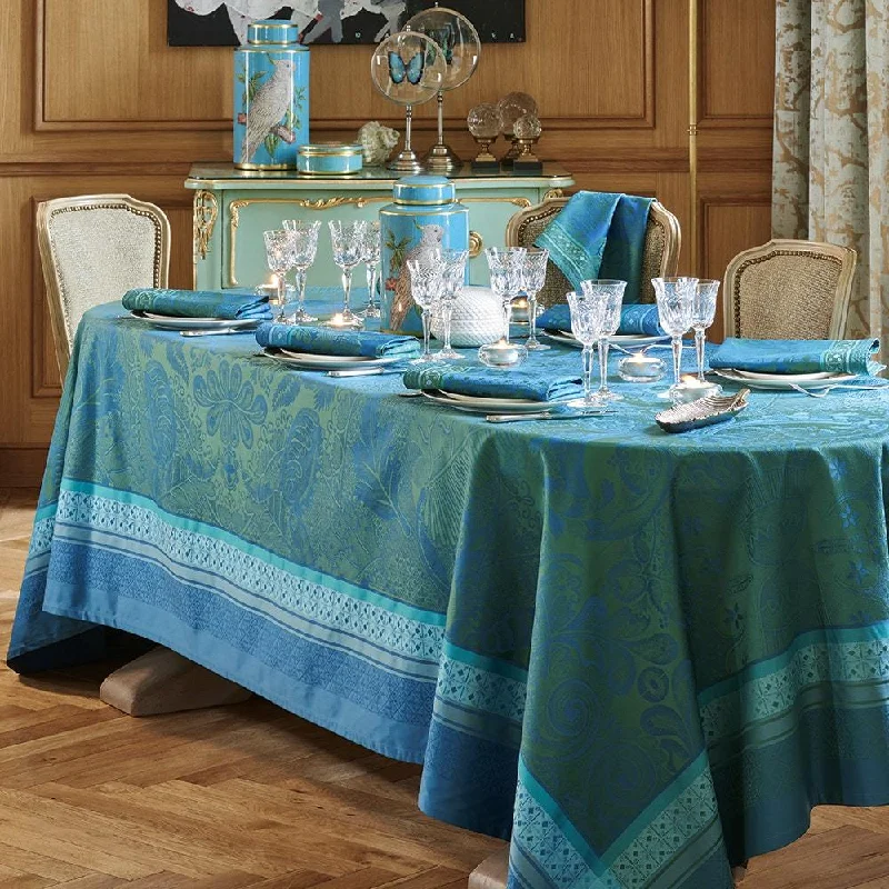 Isaphire Table Linens Collection (Green Sweet)