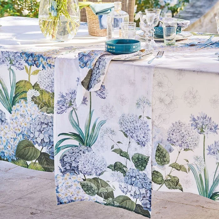 Jardin De Bretagne Table Linens Collection