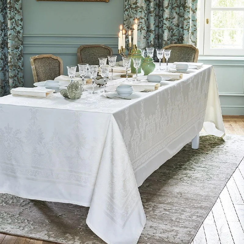 Beauregard Table Linens Collection