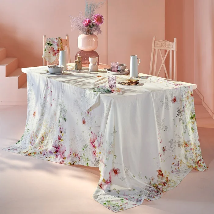 Jardin Sauvage Table Linens Collection