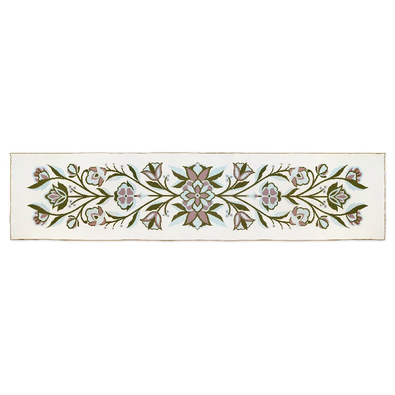 Always Growing Table Runner – Ivory